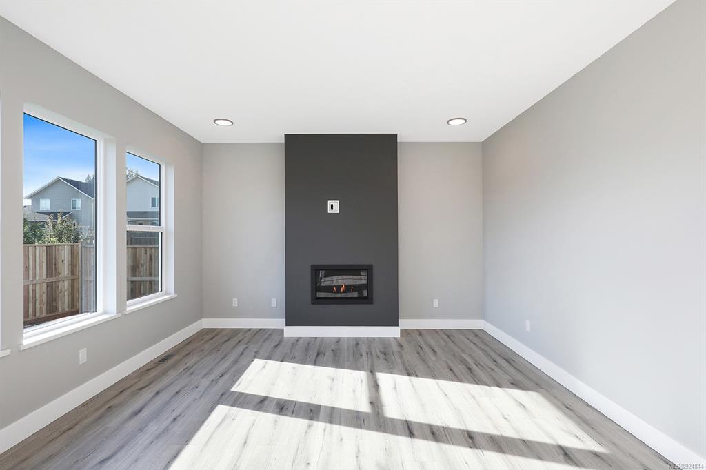 3402 Nikkei Place, Cumberland, BC, V0R 1S0 - 21