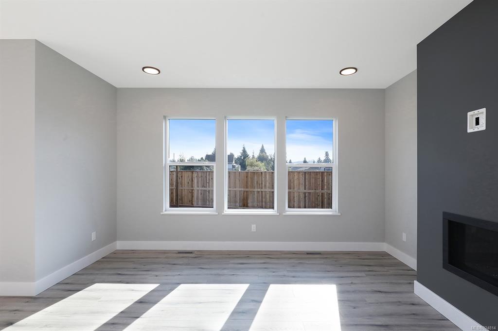 3402 Nikkei Place, Cumberland, BC, V0R 1S0 - 22