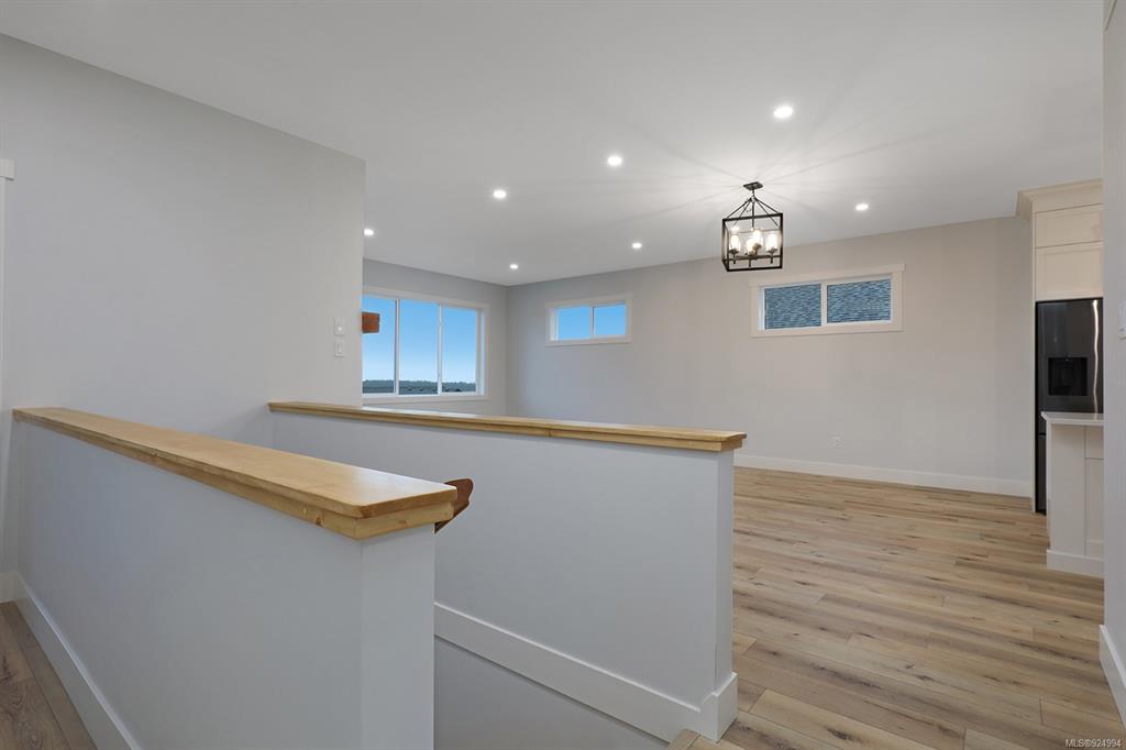 1423 Crown Isle Boulevard, Courtenay, BC, V9N 0E2 - 6