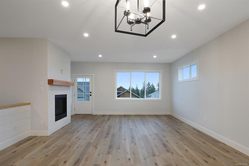1423 Crown Isle Boulevard, Courtenay, BC, V9N 0E2 - 10