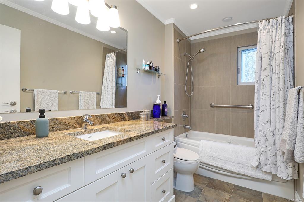 1055 Mallard Place, Qualicum Beach, BC, V9K 1E8 - 21