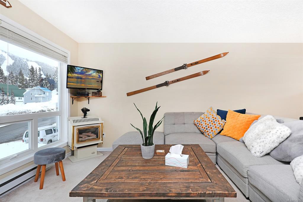 308-1201 Henry Road, Courtenay, BC, V9J 1L0 - 4