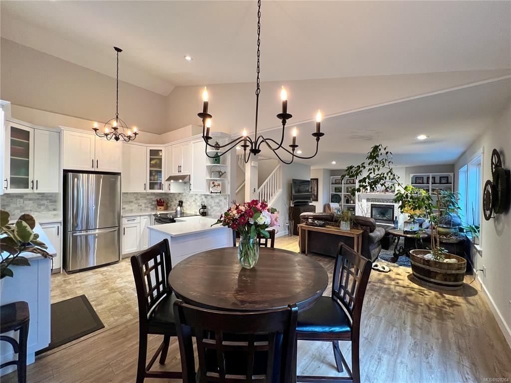 2726 Bradford Drive, Campbell River, BC, V9W 0A3