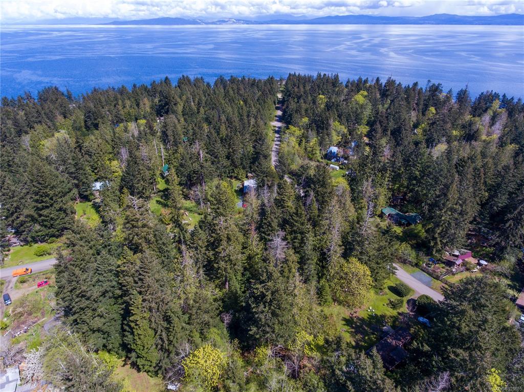 3250 Gunpowder Trail, Hornby Island, BC, V0R 1Z0