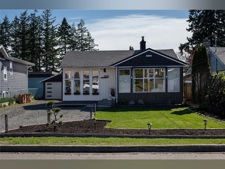 565 Colwyn Street, Campbell River, BC, V9W 2W8