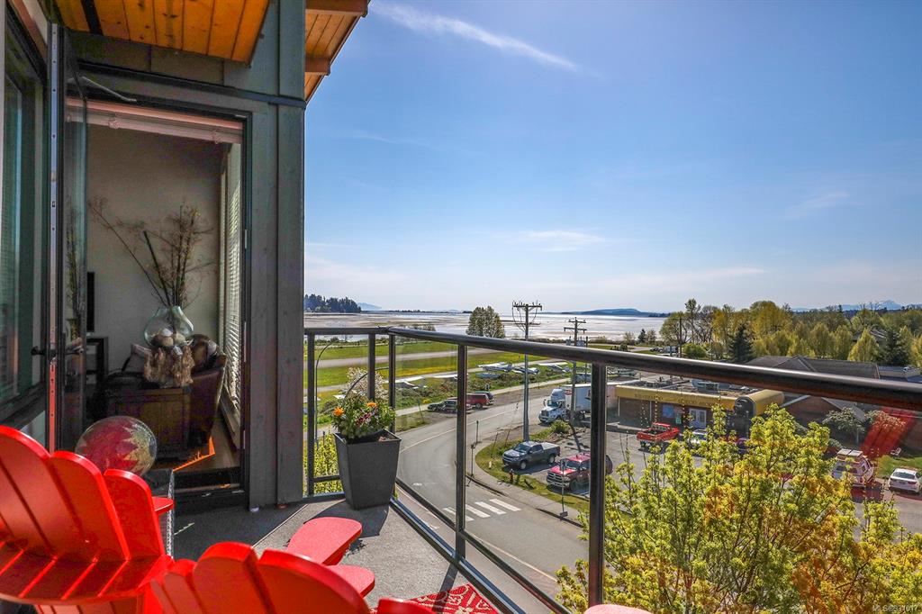445-2300 Mansfield Drive, Courtenay, BC, V9N 3S3