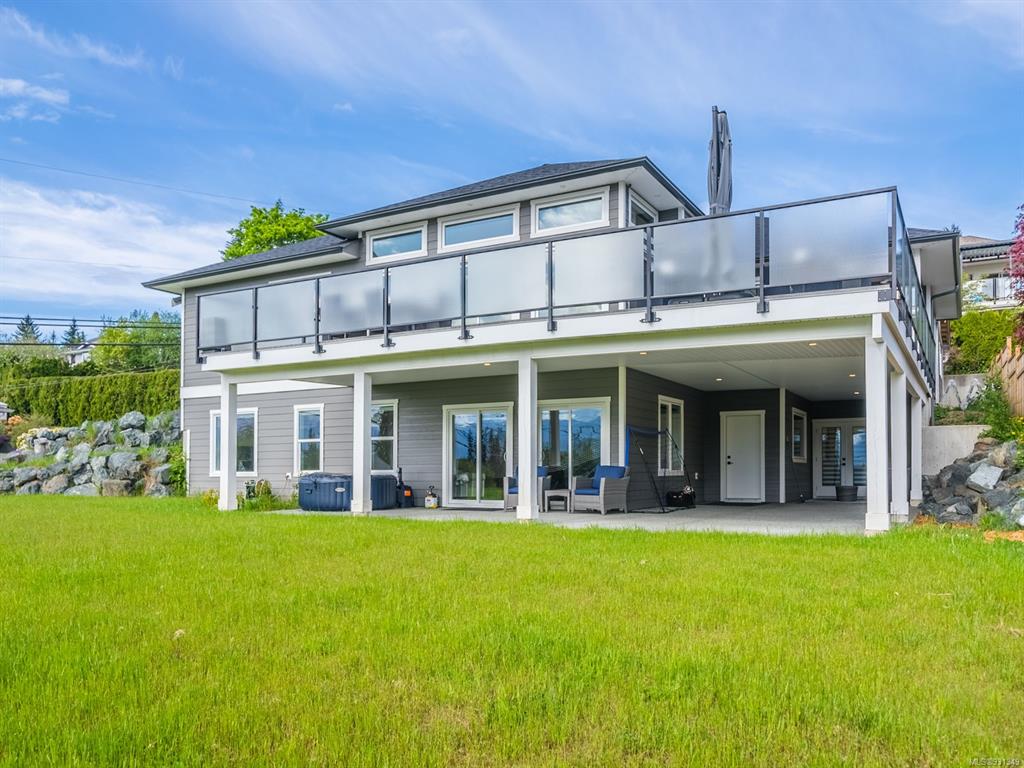 610 Ellcee Place, Courtenay, BC, V9N 7G3