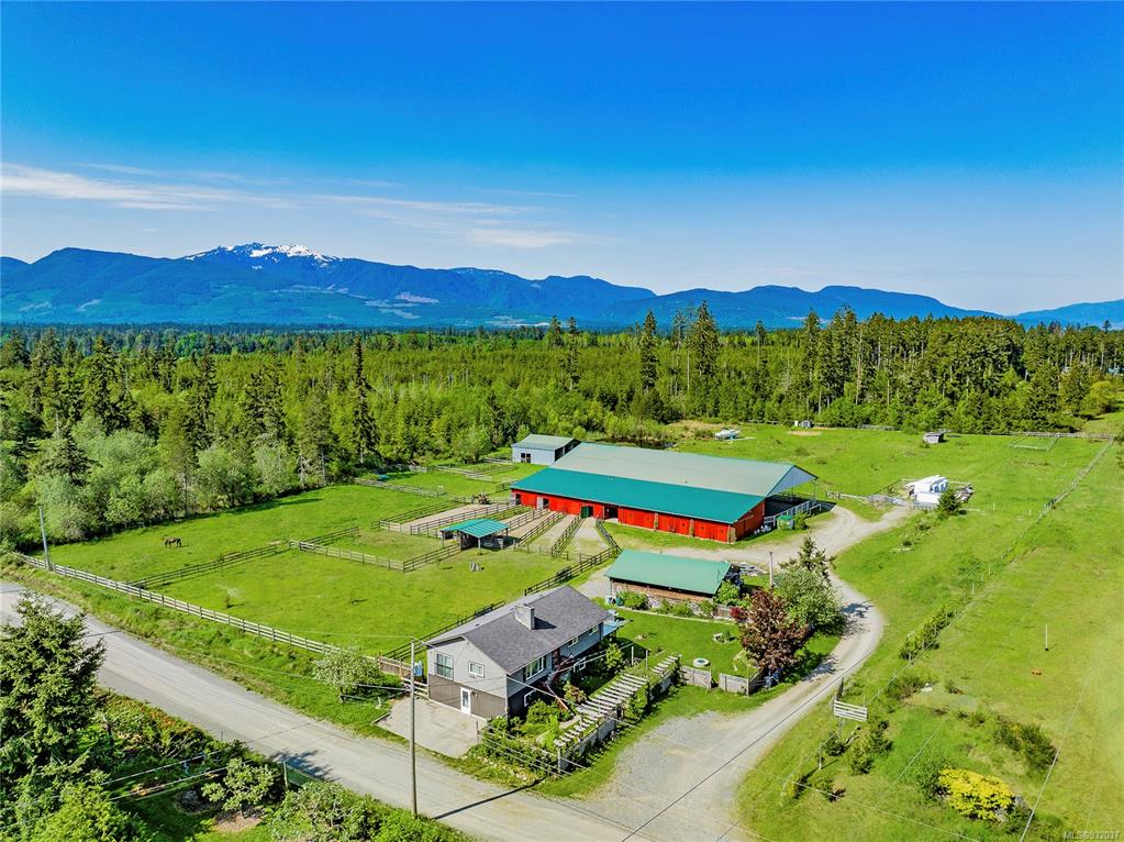 1080 Pillar Road, Qualicum Beach, BC, V9K 1X4