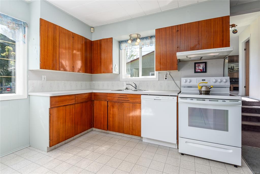 1159 Cumberland Road, Courtenay, BC, V9N 2E8