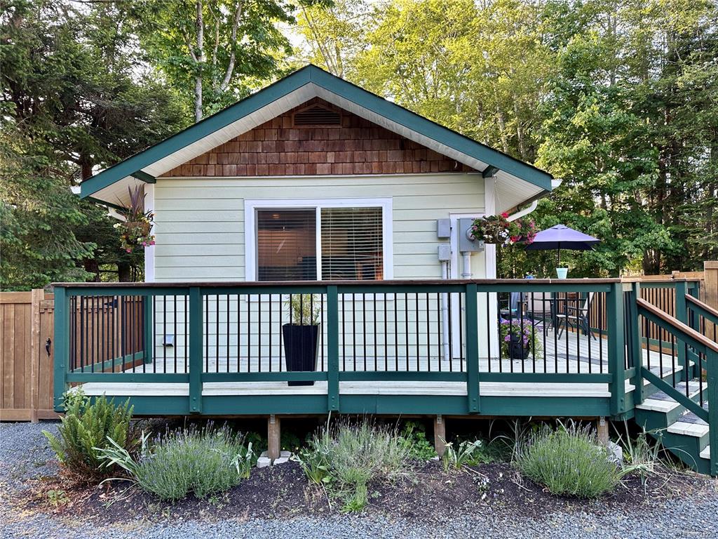 674 Cove Crescent, Quadra Island, BC, V0P 1N0