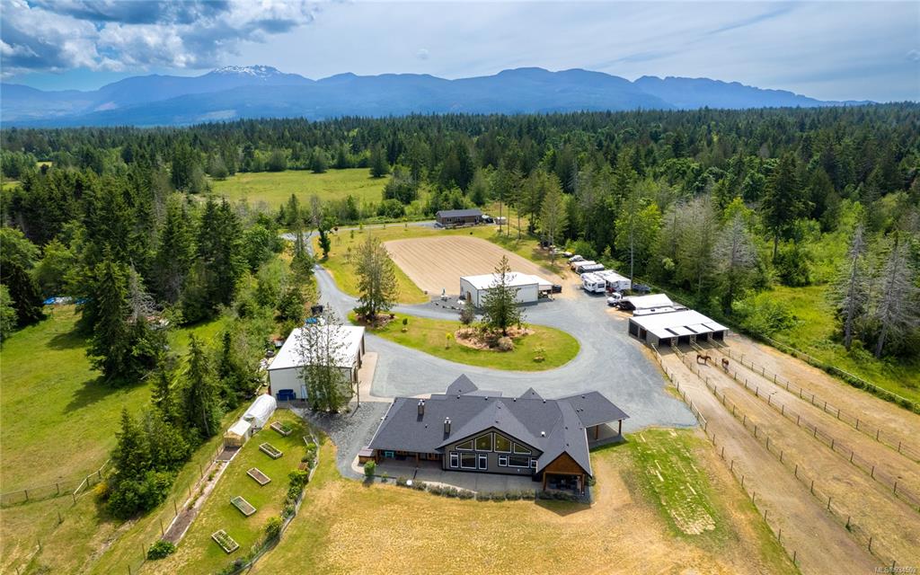 416 Grovehill Road, Qualicum Beach, BC, V9K 2A3