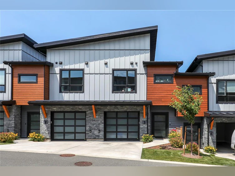 3-623 Crown Isle Boulevard, Courtenay, BC, V9N 9W1