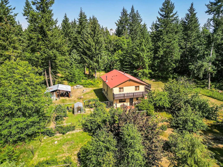 6562 Rennie Road, Courtenay, BC, V9J 1V1