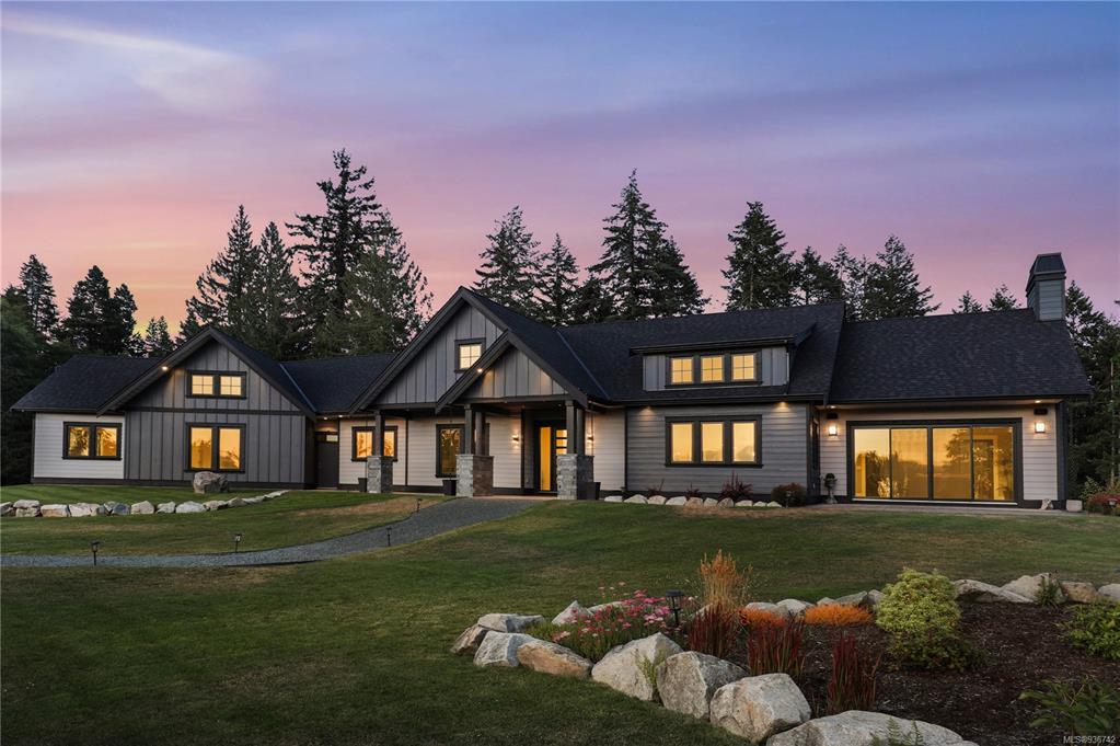 2725 Monte Vista Drive, Qualicum Beach, BC, V9K 1V1