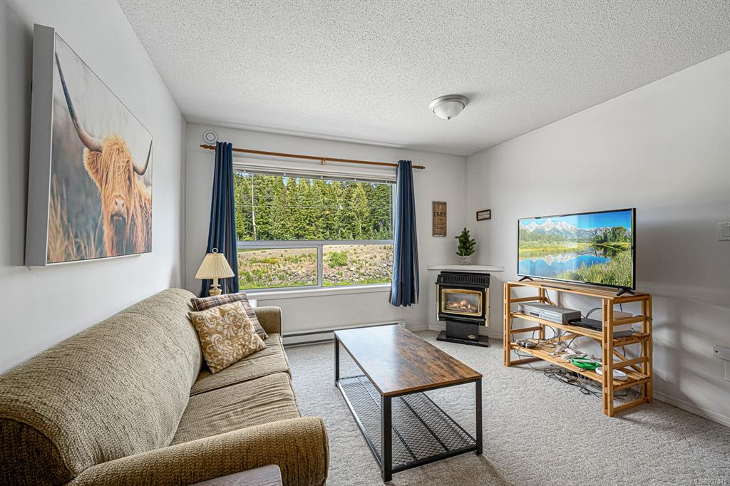 209-1105 Henry Road, Courtenay, BC, V9J 1L0