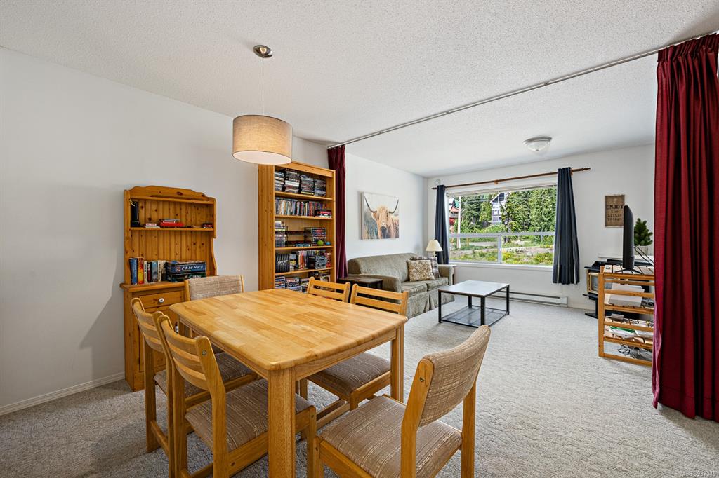 209-1105 Henry Road, Courtenay, BC, V9J 1L0 - 2