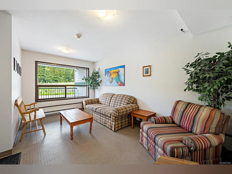 209-1105 Henry Road, Courtenay, BC, V9J 1L0 - 14