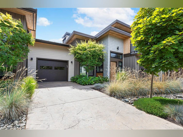 6-220 Mcvickers Street, Parksville, BC, V9P 0B4