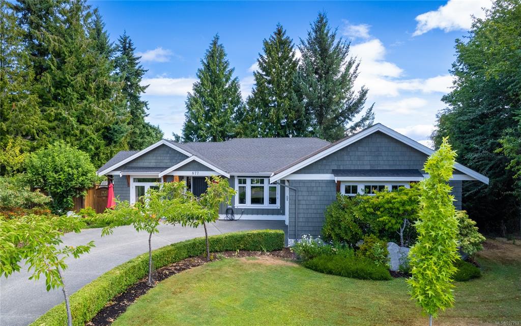 877 Fairways Drive, Qualicum Beach, BC, V9K 2J1