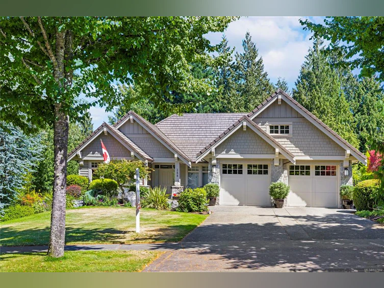 388 Park Ridge Place, Qualicum Beach, BC, V9K 2S6