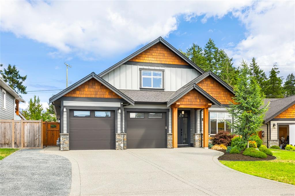 573 Avalon Place, Parksville, BC, V9V 1G1