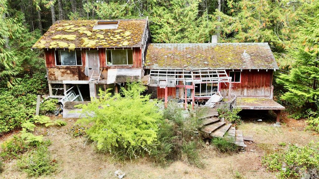 700 Whaletown Road, Cortes Island, BC, V0P 1Z0 - 3