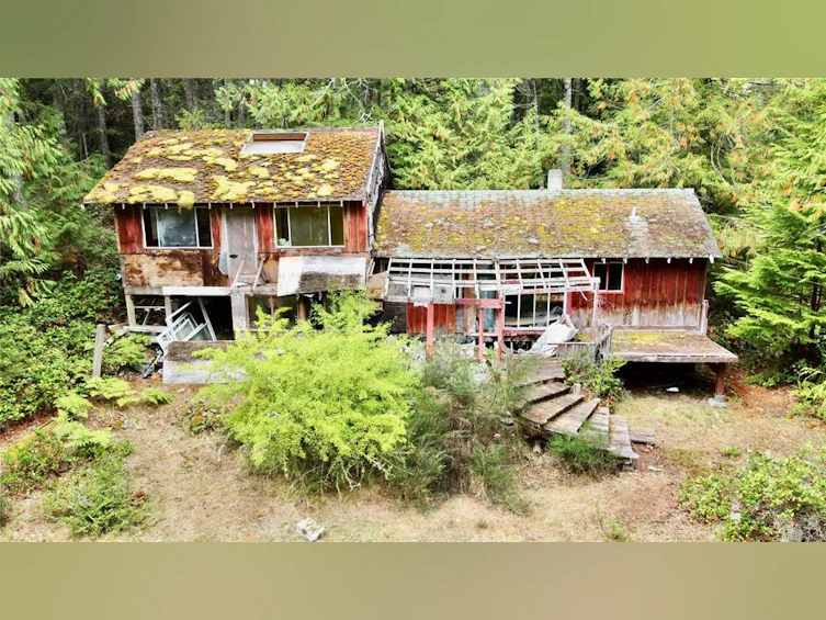 700 Whaletown Road, Cortes Island, BC, V0P 1Z0 - 3
