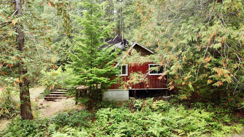 700 Whaletown Road, Cortes Island, BC, V0P 1Z0 - 4