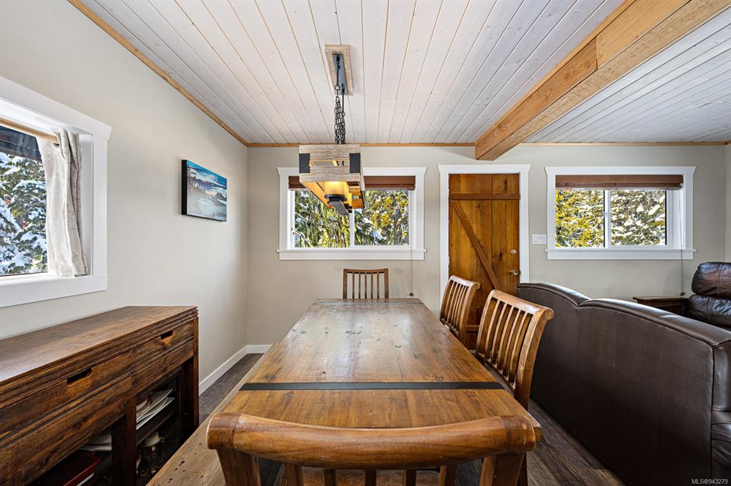 710 Glacier View Circle, Courtenay, BC, V9J 1L0