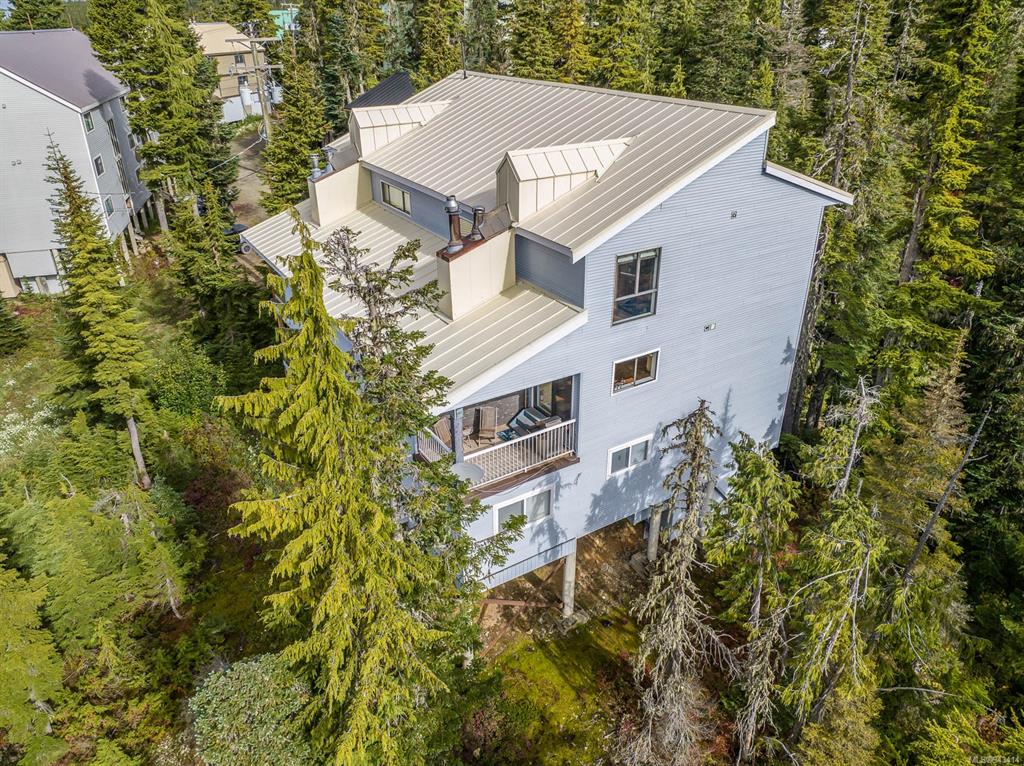 3-687 Castle Crag Crescent, Courtenay, BC, V9J 1L0