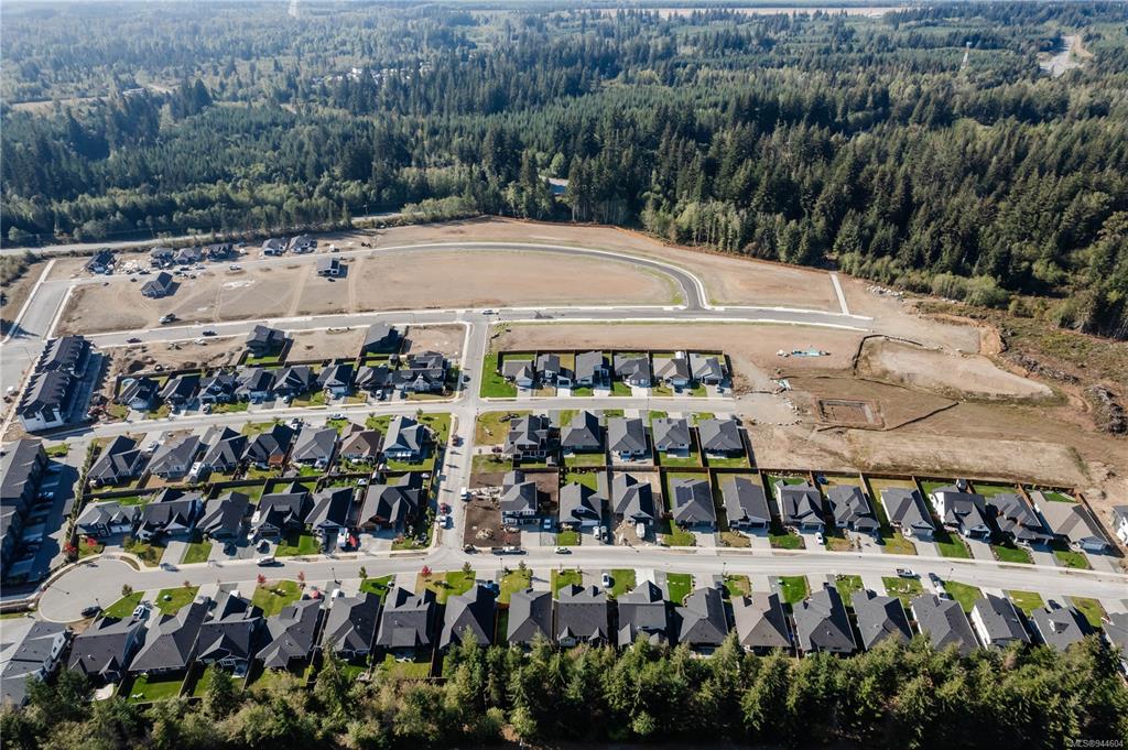 736 Beaver Creek Boulevard, Campbell River, BC, V9H 0G1 - 2