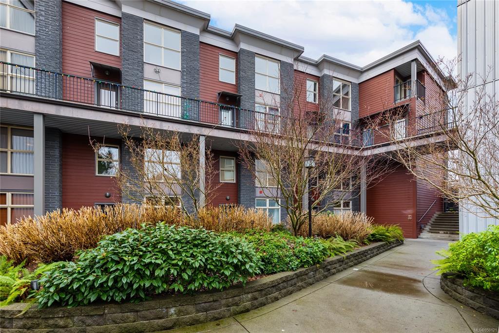 310555 Franklyn Street, Nanaimo, BC, Apt/Condo For Sale REW