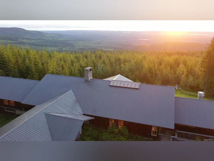 8100 Forbidden Plateau Road, Courtenay, BC, V9J 1L2 - 3