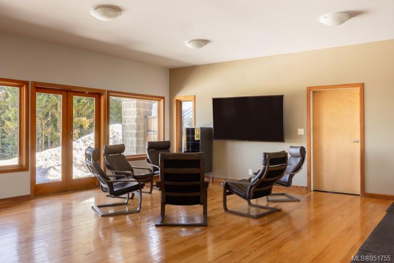 8100 Forbidden Plateau Road, Courtenay, BC, V9J 1L2 - 13