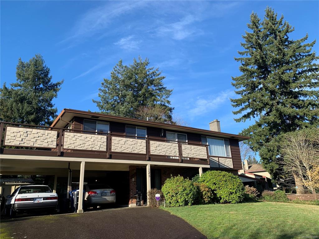 125 Emery Way