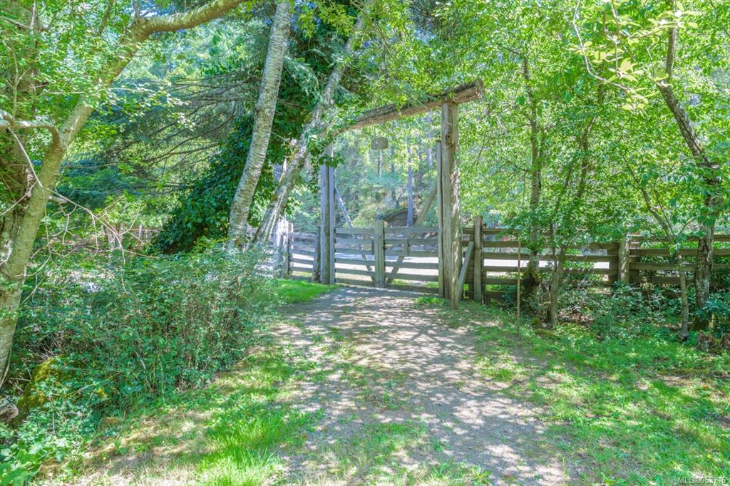 1905 Martin Road, Gabriola Island, BC, V0R 1X7 - 5