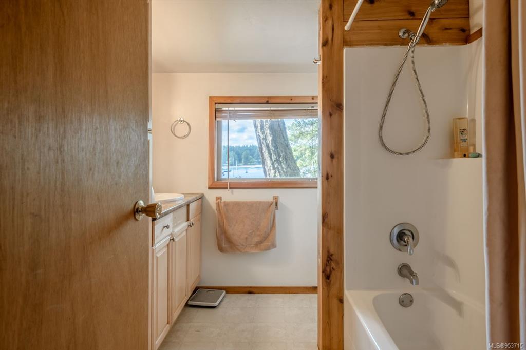 1905 Martin Road, Gabriola Island, BC, V0R 1X7 - 49
