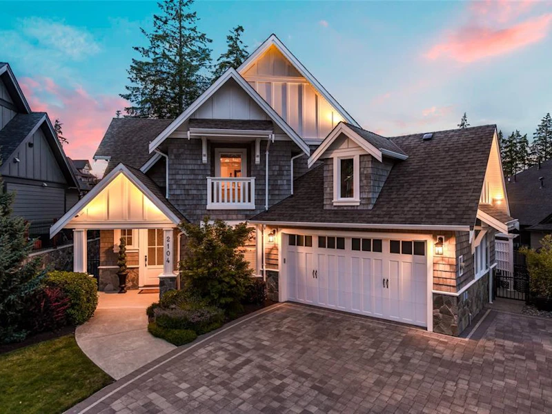 2104 Champions Way, Langford BC