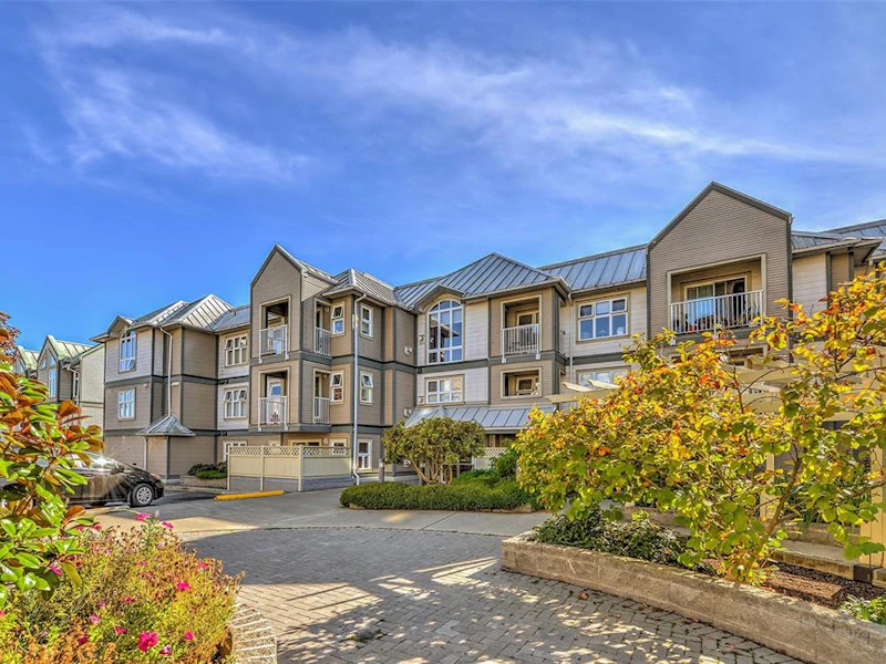 105 - 3008 Washington Avenue, Victoria BC V9A 1P6