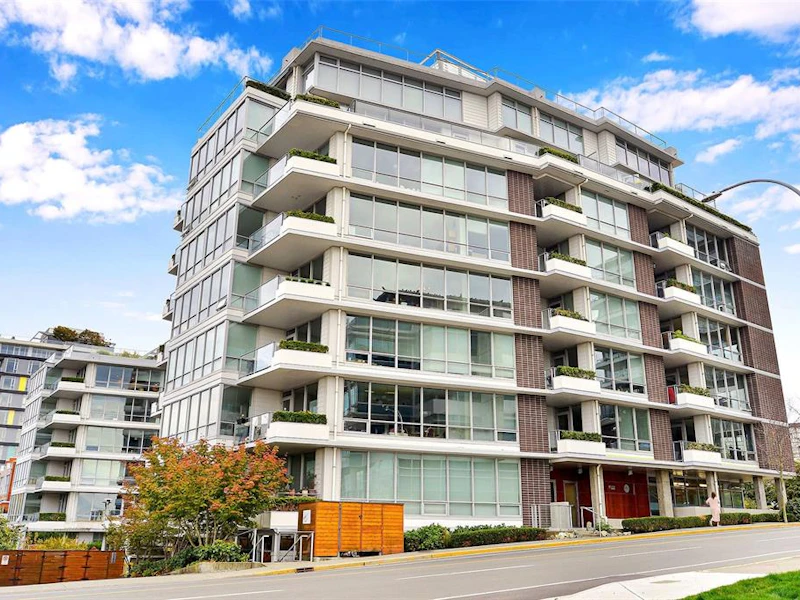 401 - 399 Tyee Road, Victoria BC V9A 0A8