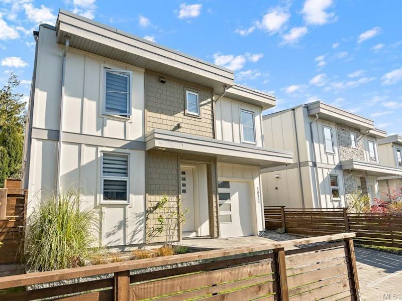 1032 Harling Lane, Langford BC V8V 2Z2