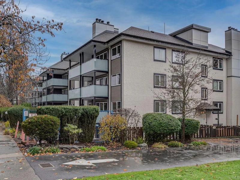 411 - 1619 Morrison Street, Victoria BC V8R 6R8