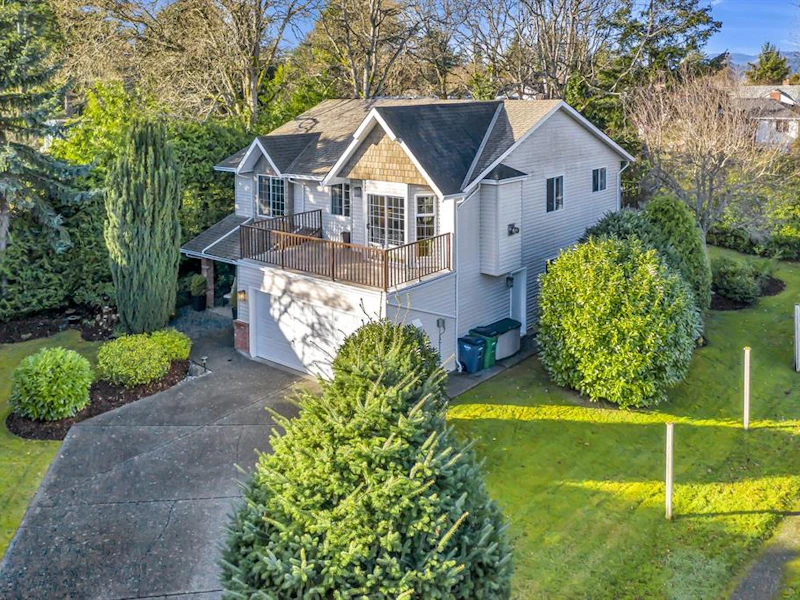 3000 Dysart Road, Saanich BC V9A 2K2