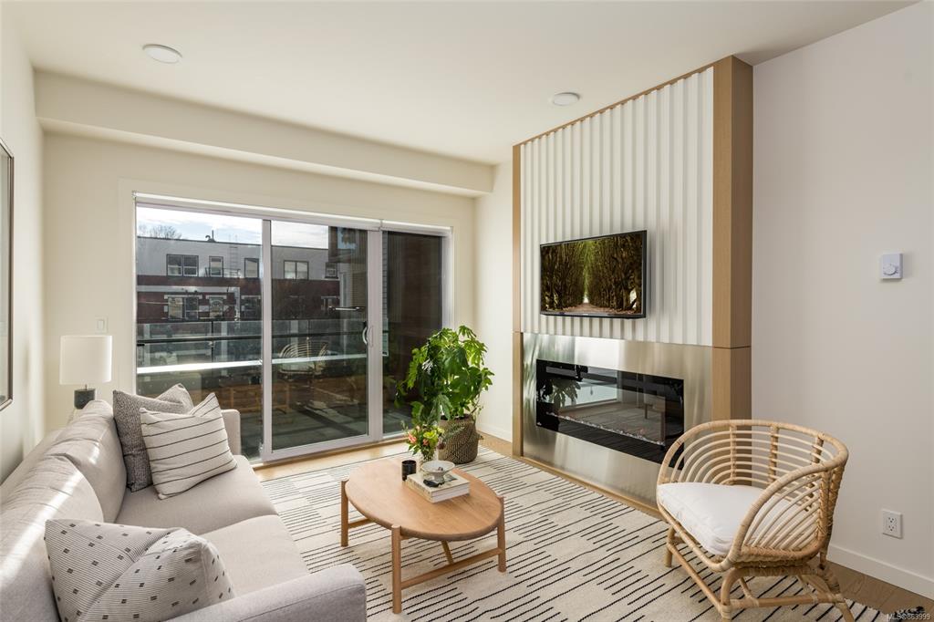 217-1033 Cook Street, Victoria, BC, V8V 0E1