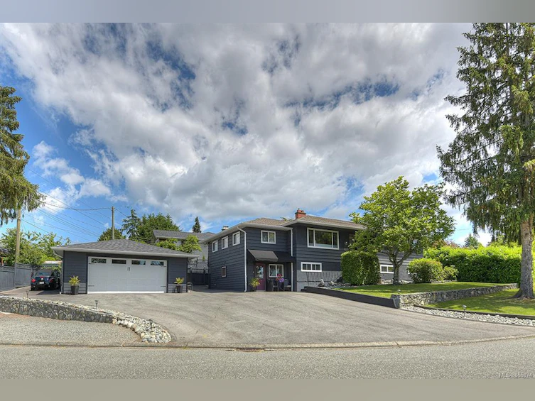 4221 Springridge Crescent, Saanich, BC, V8Z 4Y9