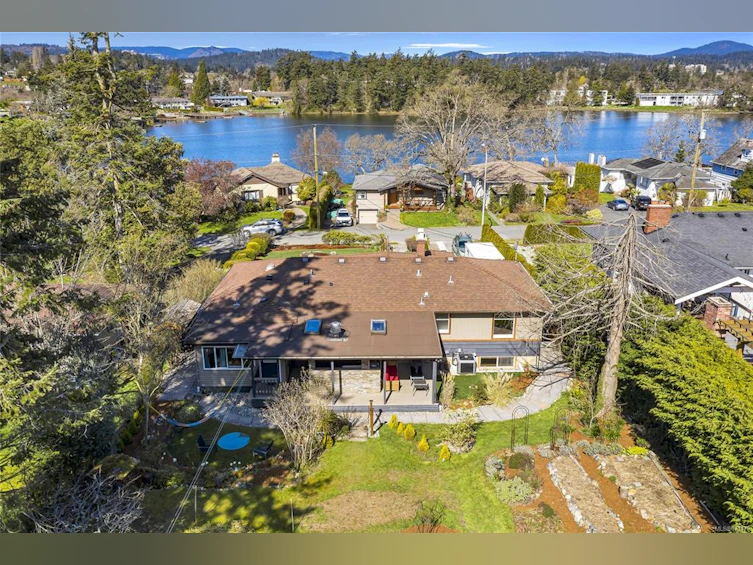 2771 Murray Drive, Saanich, BC, V9A 2S4