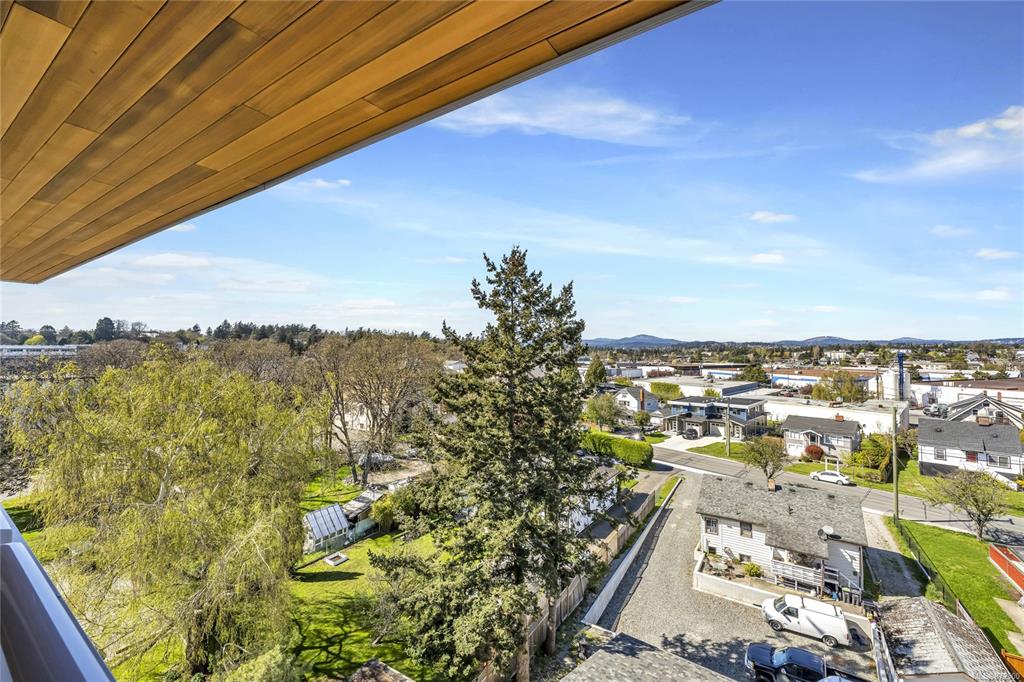 604-826 Esquimalt Road, Esquimalt, BC, V9A 6W9