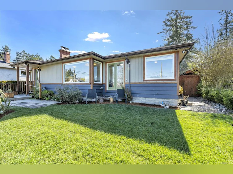 2771 Murray Drive, Saanich, BC, V9A 2S4