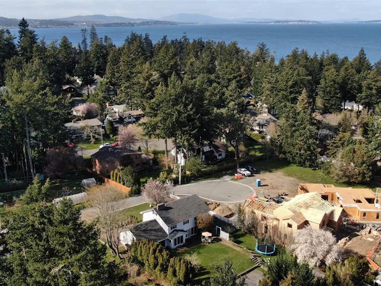 1908 Ferndale Road, Saanich, BC, V8N 2Y3 - 6