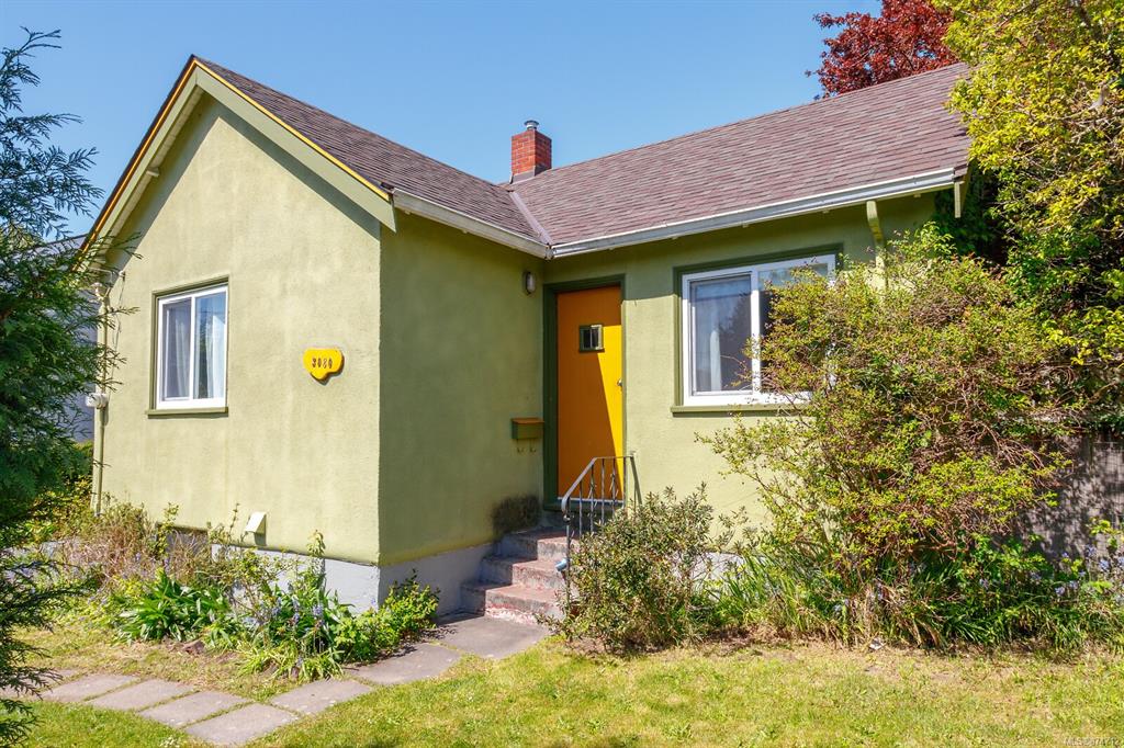 3080 Orillia Street, Saanich, BC, V9A 1Y8